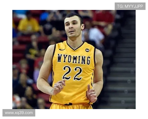 湖人聘选秀顾问克莱恩师本内特